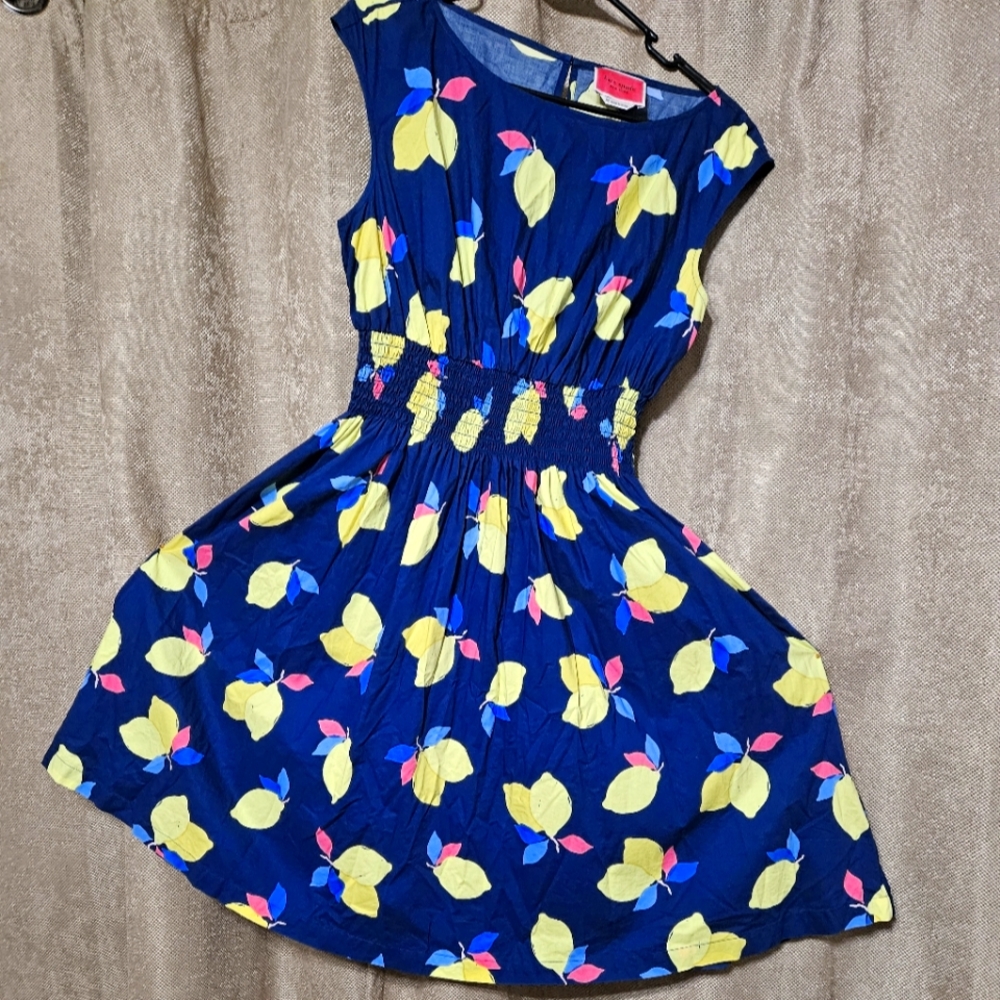 The lemon dress